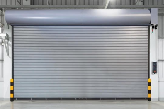 Cortinas metálicas en nave industrial de Reynosa